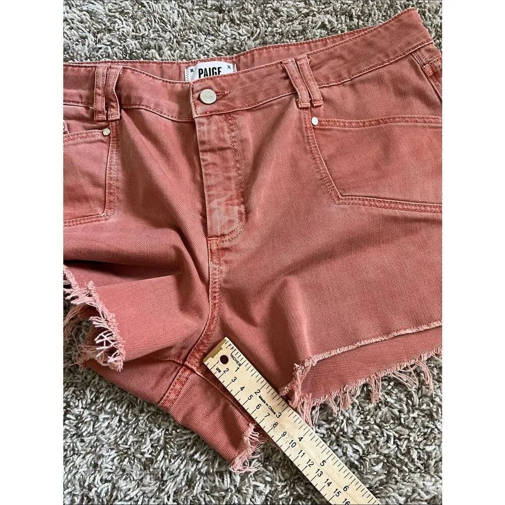 Like New! PAIGE Mayslie Utility Shorts Vintage Muted Clay in Size 32 - Picture 13 of 16